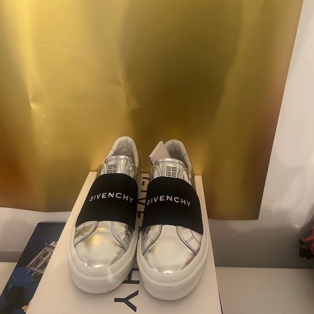 Men Sneakers